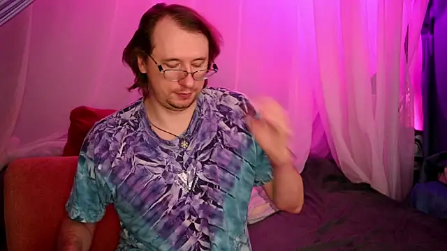 Claudia and elon  online show from 1, 10, 2025