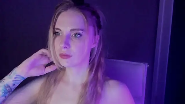 Snapshot of Aqualen chatting on 19, 3, 2025 Aqualen online show from 19, 3, 2025