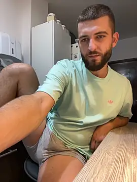 ElChapoGuzman95 online show from 7, 10, 2025