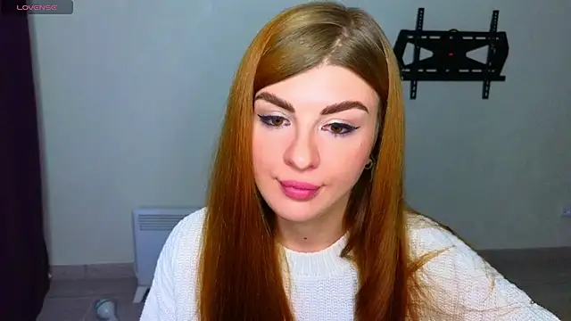  comefeelme  online show from 13, 2, 2025