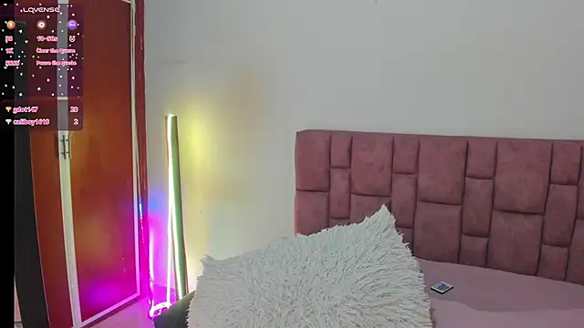 Snapshot of SunnyLeonz chatting on 15, 12, 2024 SunnyLeonz online show from 15, 12, 2024