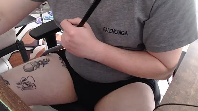 Snapshot of sweetsmile93 chatting on 11, 11, 2025 sweetsmile93 online show from 11, 11, 2025