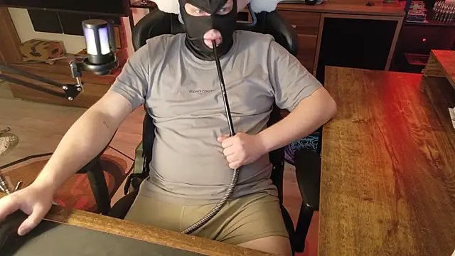 Snapshot of sweetsmile93 chatting on 16, 12, 2025 sweetsmile93 online show from 16, 12, 2025