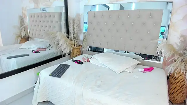 ainaah  online show from 27, 2, 2025