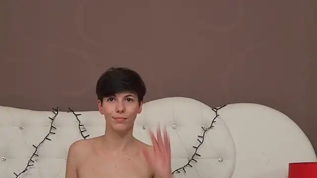 KylieLipa online show from 11, 12, 2024