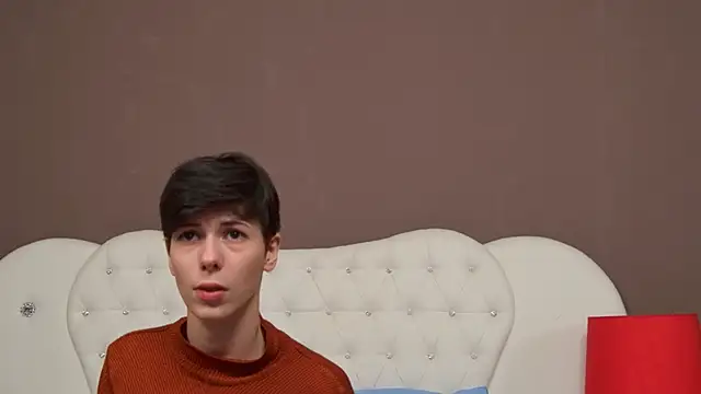 KylieLipa online show from 14, 12, 2024