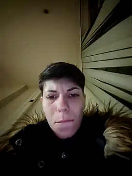 KylieLipa online show from 4, 2, 2025