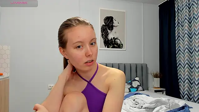 Snapshot of Peggy_Beauty chatting on 22, 12, 2024 Peggy Beauty online show from 22, 12, 2024