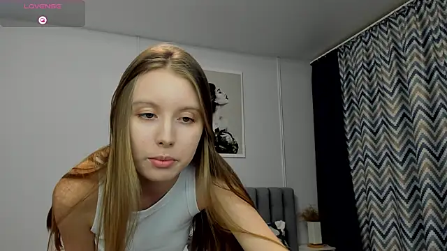 Snapshot of Peggy_Beauty chatting on 8, 1, 2025 Peggy Beauty online show from 8, 1, 2025