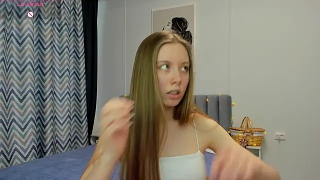 Snapshot of Peggy_Beauty chatting on 19, 3, 2025 Peggy Beauty online show from 19, 3, 2025