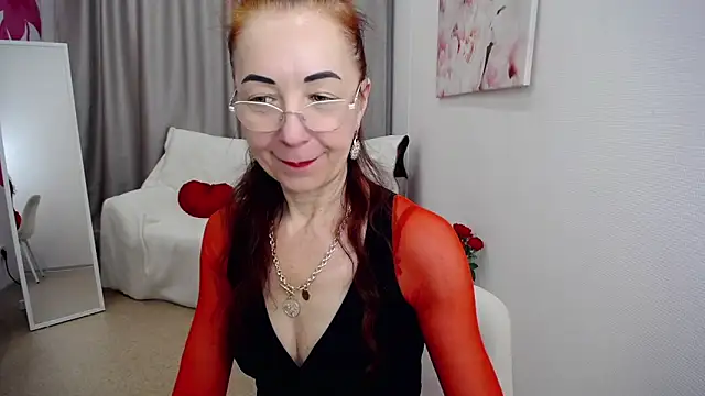 MrnMs Smith online show from 17, 2, 2025