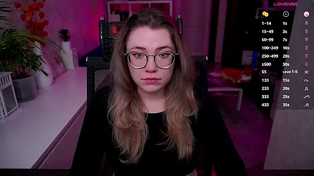 RemyCute online show from 11, 4, 2026