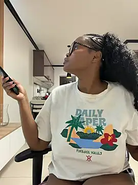 Snapshot of Neelo-Smith chatting on 28, 7, 2026 Neelo-Smith online show from 28, 7, 2026