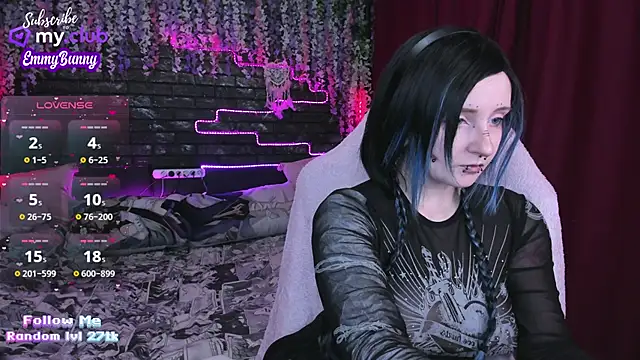 EmmyBunny online show from 23, 2, 2025