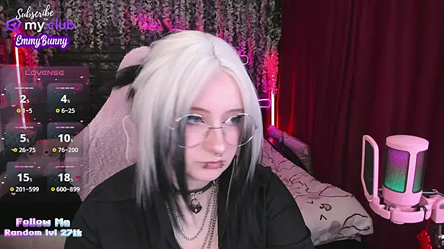 EmmyBunny online show from 12, 3, 2025