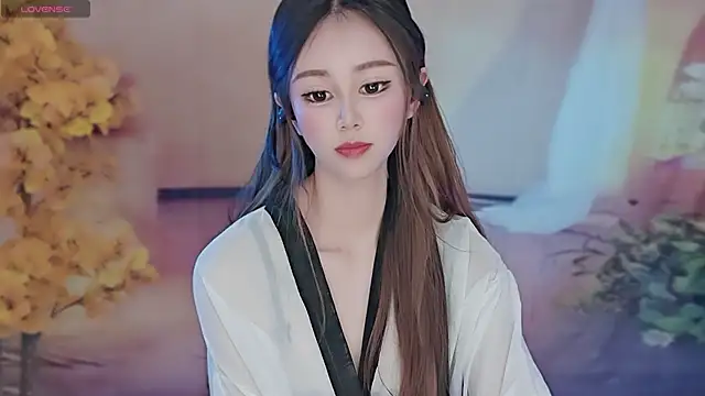 Aimee-520 online show from 28, 2, 2025