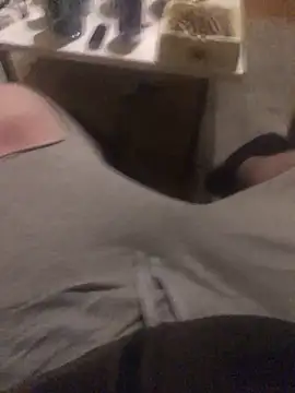 chrille82 online show from 6, 10, 2025