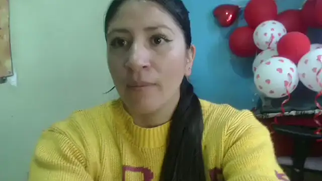 Snapshot of nammy__dirtyhott chatting on 24, 2, 2025 nammy dirtyhott online show from 24, 2, 2025