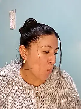 Snapshot of nammy__dirtyhott chatting on 20, 10, 2025 nammy dirtyhott online show from 20, 10, 2025