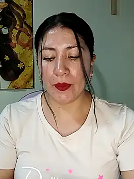 Snapshot of nammy__dirtyhott chatting on 27, 11, 2025 nammy dirtyhott online show from 27, 11, 2025