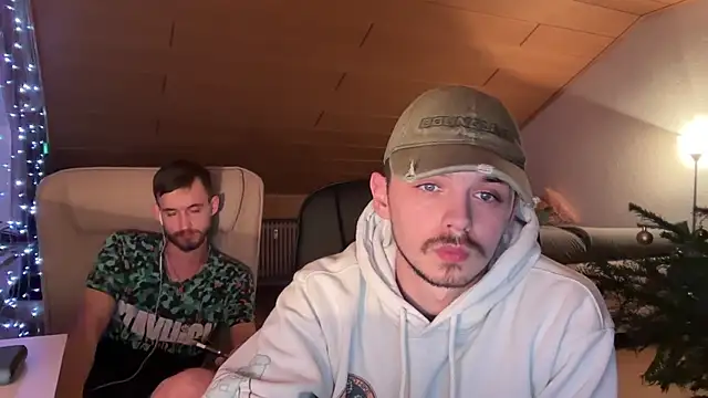 Snapshot of naked_psy chatting on 6, 1, 2025 naked psy online show from 6, 1, 2025