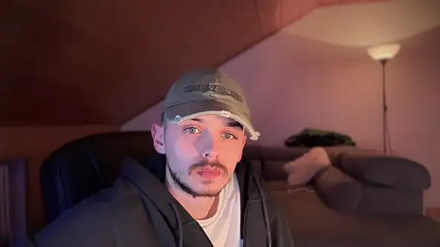 Snapshot of naked_psy chatting on 4, 2, 2025 naked psy online show from 4, 2, 2025