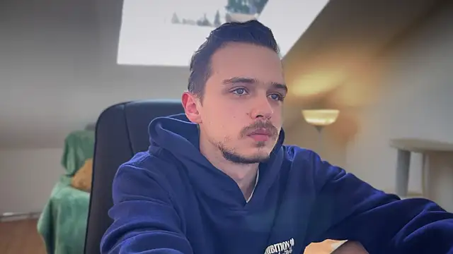 Snapshot of naked_psy chatting on 9, 3, 2025 naked psy online show from 9, 3, 2025