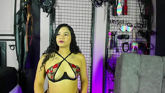 Twisted Fantasy online show from 21, 1, 2025