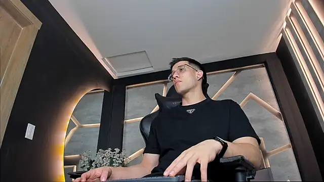 alexgiraldo  online show from 27, 1, 2025