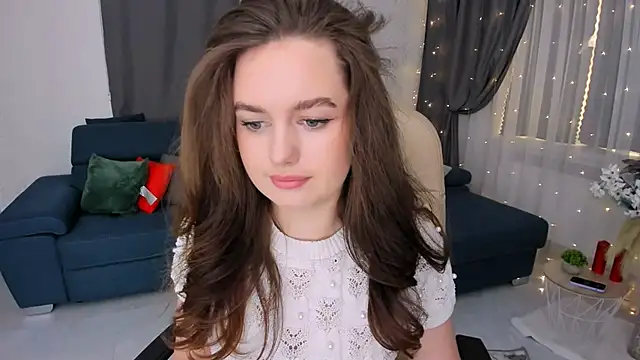 Snapshot of MiracleCurly chatting on 6, 2, 2025 MiracleCurly online show from 6, 2, 2025