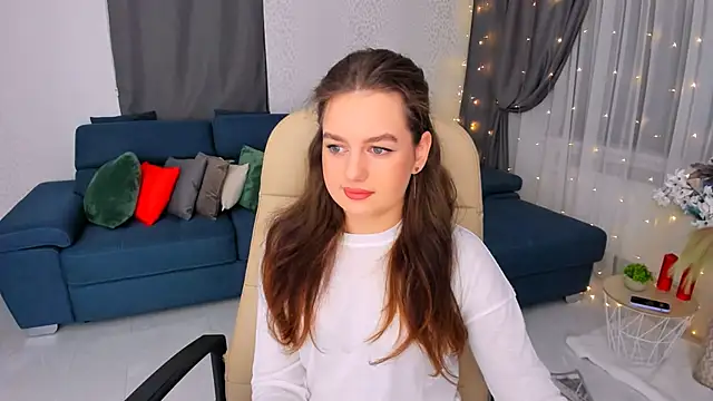 Snapshot of MiracleCurly chatting on 7, 2, 2025 MiracleCurly online show from 7, 2, 2025