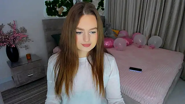 Snapshot of MiracleCurly chatting on 24, 2, 2025 MiracleCurly online show from 24, 2, 2025