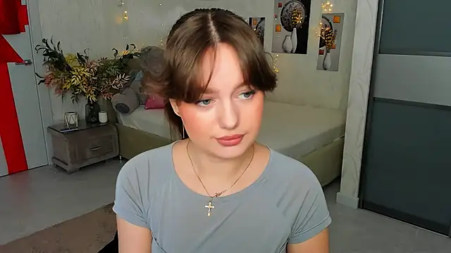 Snapshot of MiracleCurly chatting on 11, 3, 2025 MiracleCurly online show from 11, 3, 2025