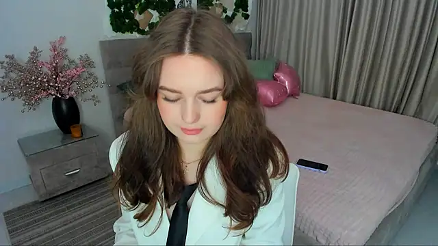 Snapshot of MiracleCurly chatting on 13, 3, 2025 MiracleCurly online show from 13, 3, 2025