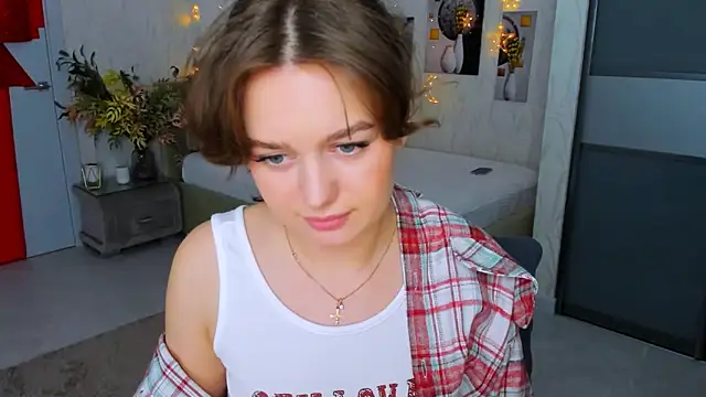 Snapshot of MiracleCurly chatting on 16, 3, 2025 MiracleCurly online show from 16, 3, 2025