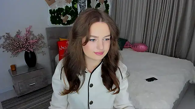 Snapshot of MiracleCurly chatting on 22, 3, 2025 MiracleCurly online show from 22, 3, 2025