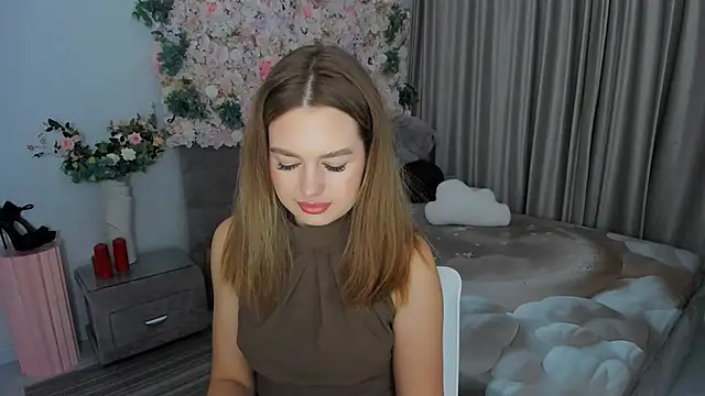 Snapshot of MiracleCurly chatting on 11, 9, 2025 MiracleCurly online show from 11, 9, 2025