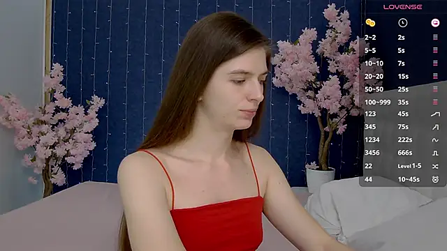 Snapshot of -Mirror-Girl- chatting on 13, 2, 2025 -Mirror-Girl- online show from 13, 2, 2025