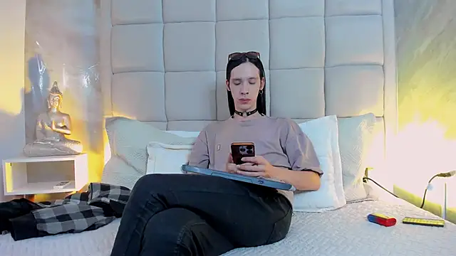 Hecatee 77 online show from 11, 11, 2025