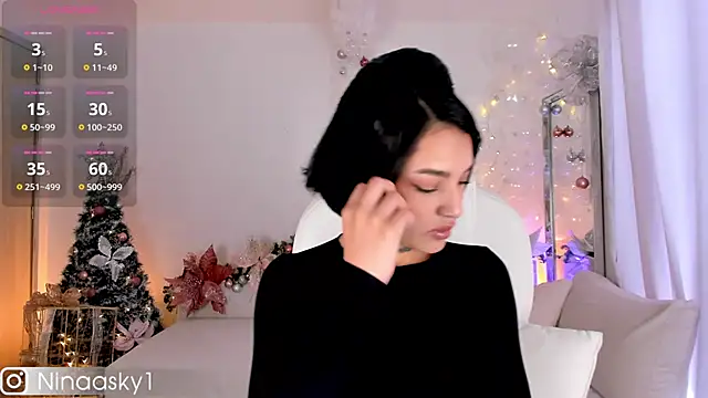 Snapshot of ninaa_sky chatting on 21, 12, 2024 ninaa sky online show from 21, 12, 2024