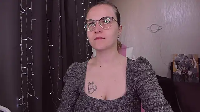 MissBrightShine online show from 3, 10, 2025