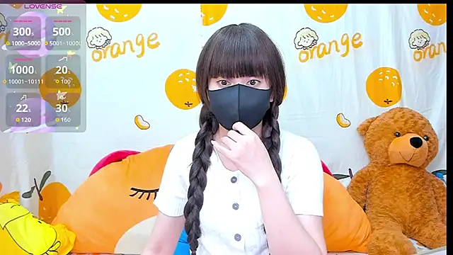 Snapshot of alonelove__ chatting on 28, 10, 2025 alonelove online show from 28, 10, 2025