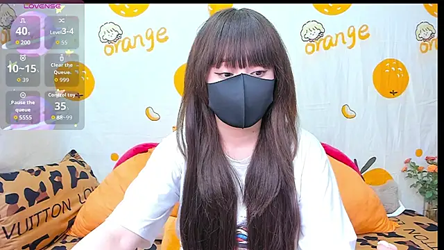 Snapshot of alonelove__ chatting on 8, 11, 2025 alonelove online show from 8, 11, 2025