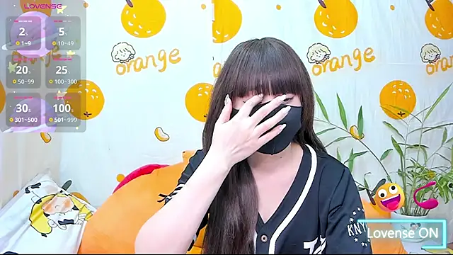 Snapshot of alonelove__ chatting on 2, 12, 2025 alonelove online show from 2, 12, 2025