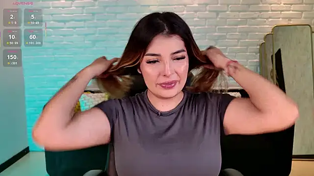 LisaMonroe  online show from 22, 9, 2025