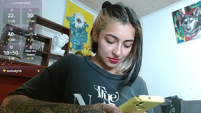 Snapshot of ZoeBakers_ chatting on 14, 2, 2025 ZoeBakers online show from 14, 2, 2025