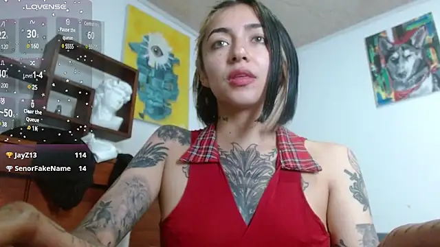 Snapshot of ZoeBakers_ chatting on 6, 3, 2025 ZoeBakers online show from 6, 3, 2025