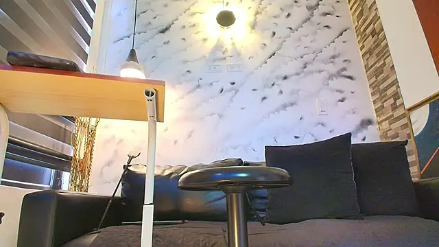 Sophie LittleS online show from 17, 12, 2025