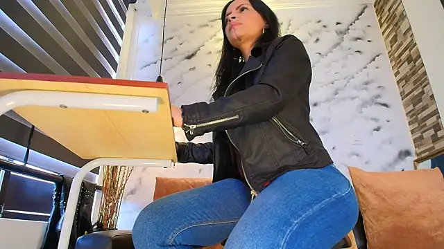 Snapshot of Sophie_LittleS chatting on 14, 2, 2026 Sophie LittleS online show from 14, 2, 2026