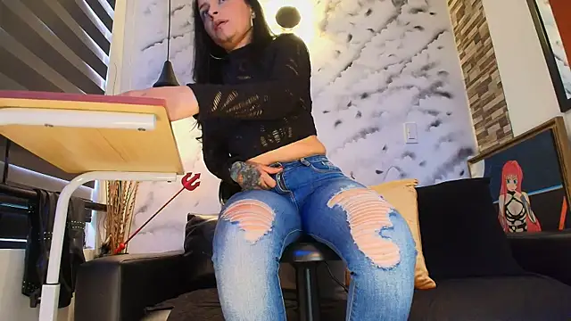 Snapshot of Sophie_LittleS chatting on 4, 3, 2026 Sophie LittleS online show from 4, 3, 2026